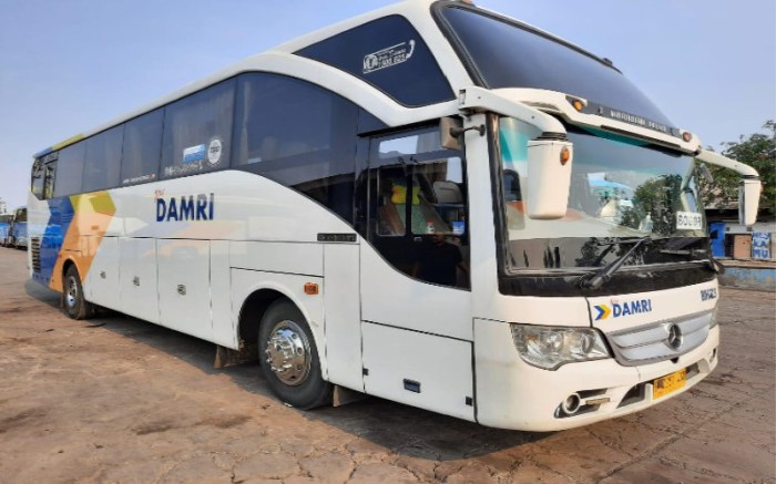 Jadwal Damri Titik Nol Kilometer Malioboro ke Pantai